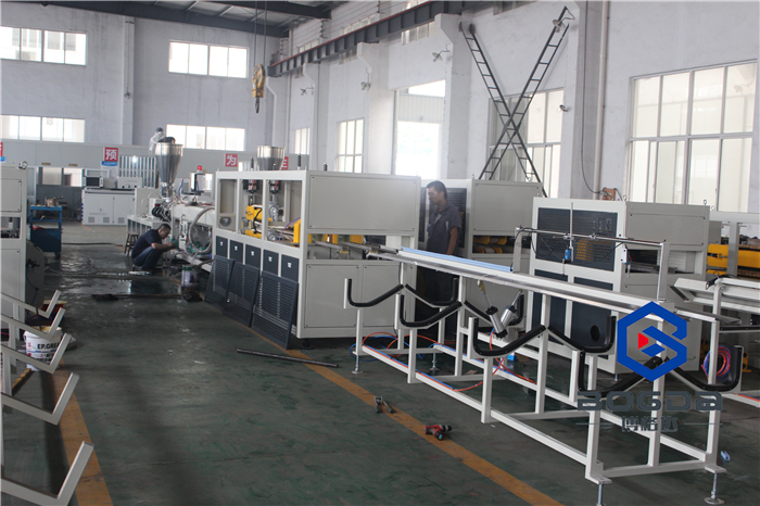 Plastic PVC pipe making machine for water supply/drain pipe