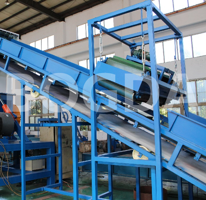 Waste Metal Tyre Plastic Wood Pallet Double Shaft Shredder Recycling Machine