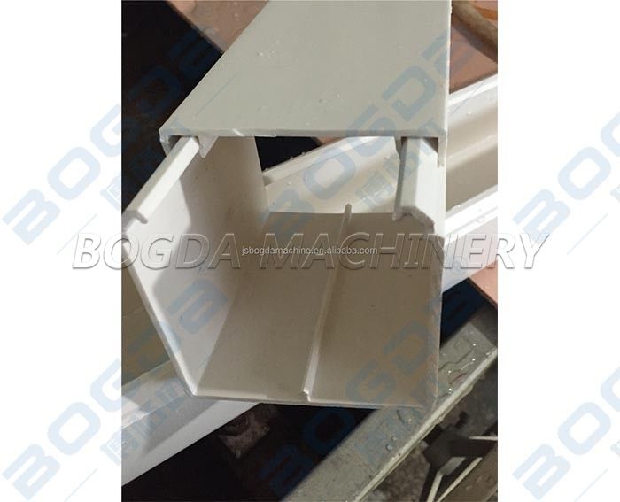 BOGDA Manufacturing PVC Extrusion Profiles Mold For Plastic Trunking Extruder