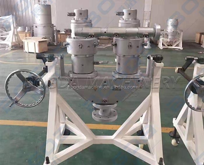 Two Cavities Plastic HDPE PE PPR Pipe Extrusion Die Mould Design