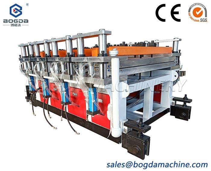 PVC WPC Celuka Foamed Board T-die Mould Co-extrusion Skinning Foamed Board Calibration Machine