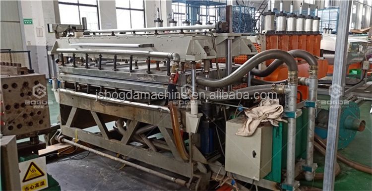 Machine Plastic Construction Profile PP Hollow Sheet Extrusion Line For Sale