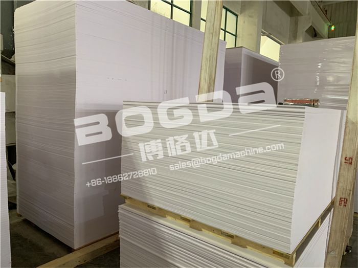 PVC foam sheet cutter