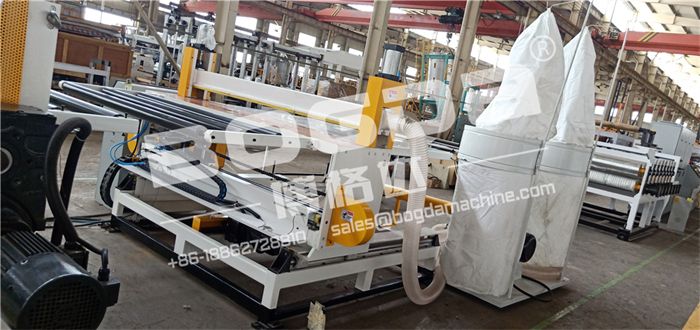 PVC foam sheet cutter