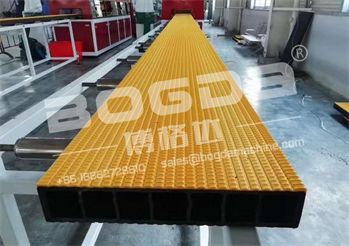 Attractive Price New Type HDPE PE Hollow Board Extrusion Machine Line