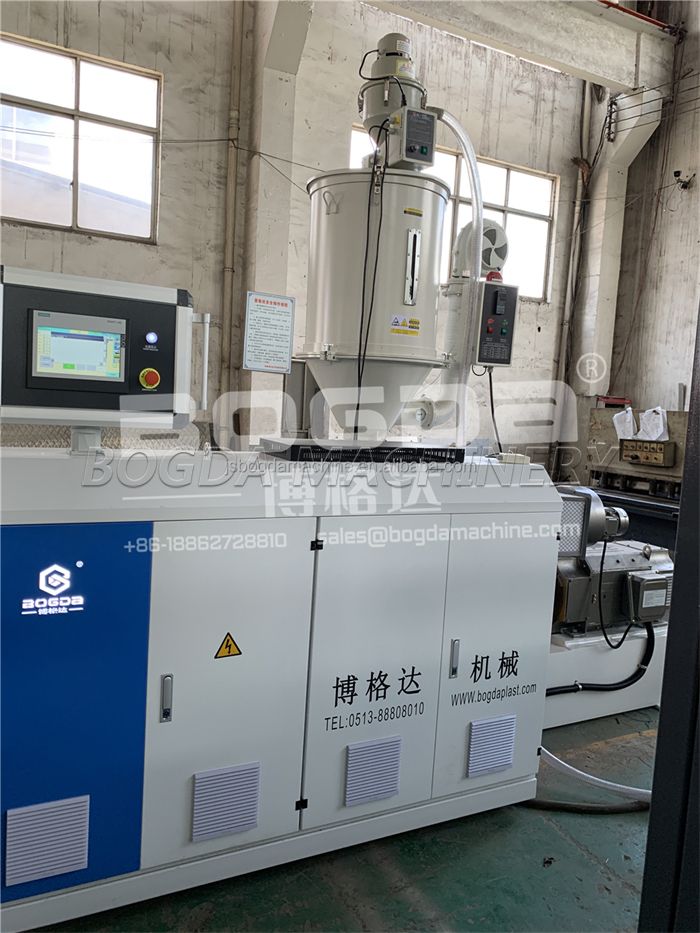 Single Screw Plastic PPR Pipe Extruder Extrusion Machine SJ65 For Pipeline