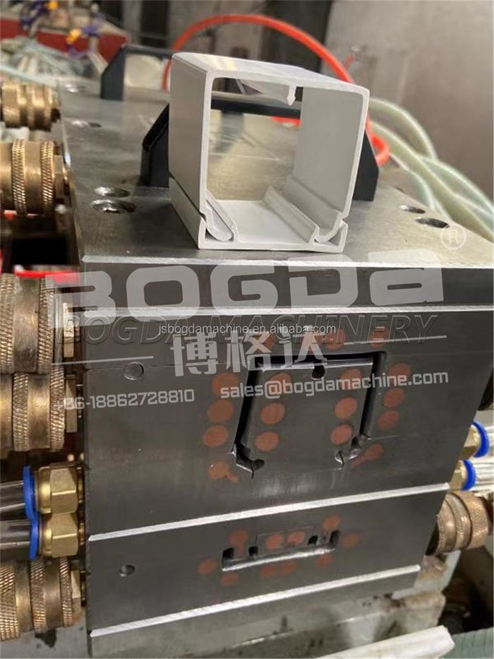 PVC Electric Cable Trunking Extrusion Tool Plastic Extrusion Mold Die With Vacuum Calibration Mold