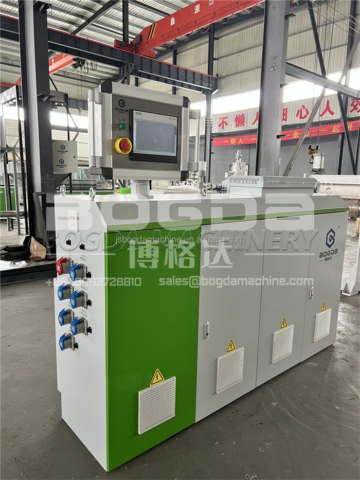 BOGDA PLC Vertical Type Double Screw Extruder For PVC Board Production Line Co-extrusion Machine