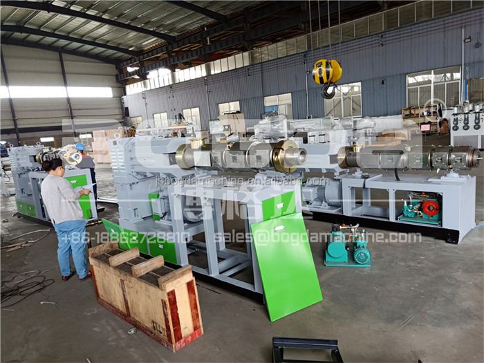 BOGDA PLC Vertical Type Double Screw Extruder For PVC Board Production Line Co-extrusion Machine