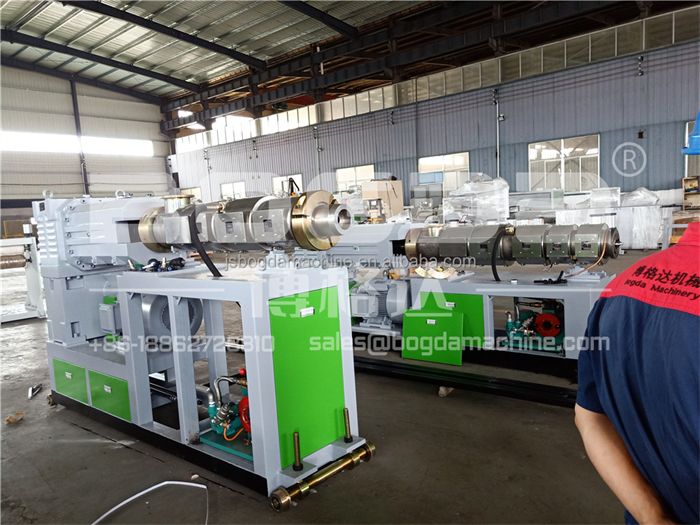 BOGDA PLC Vertical Type Double Screw Extruder For PVC Board Production Line Co-extrusion Machine