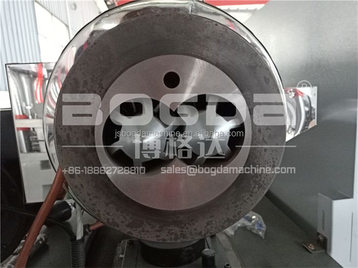 Double Alloy Treatment Conical Double Screw Barrel For Plastic Sheet And Plate Extruder