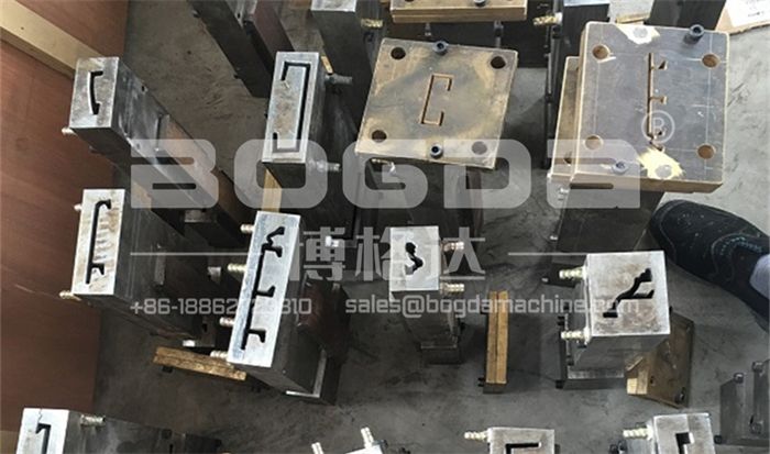High Quality PS Polystyrene Skirting Plinth Board Extrusion Making Machine Extrusion Production Line
