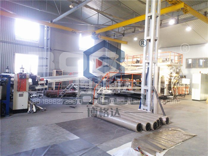 Hospital Soft PVC Vinyl Sheet Flooring Rolls Floor Covering Production Line