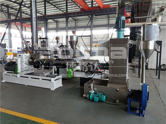 Waste Plastic Recycling Ring Cutting Die Pellet Extruder Machine For PP Granules