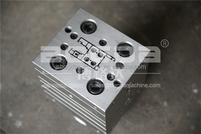 Plastic UPVC Window Profiles Extrusion Mould