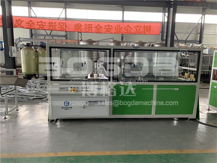 BOGDA New Type Double Head Heating Cutting Machine For Plastic Window Profiles PVC Cable Trunking