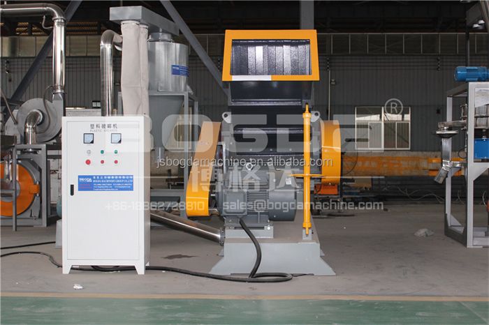 Industrial Horizontal Crusher Machine For Waste PVC Profiles Plastic Pipes Scrap