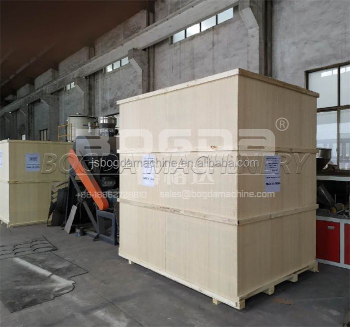 Industrial Horizontal Crusher Machine For Waste PVC Profiles Plastic Pipes Scrap