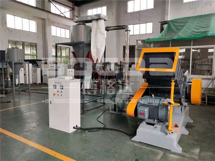 China Manufacturer BOGDA Waste Plastic Pipe Crusher Machine