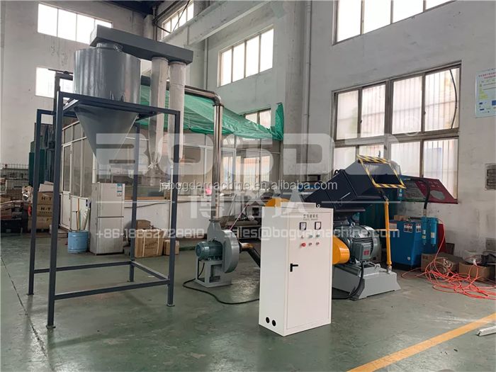 China Manufacturer BOGDA Waste Plastic Pipe Crusher Machine
