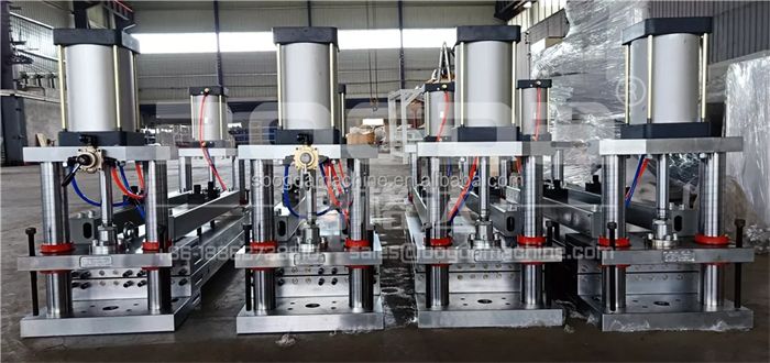 4 Stage Guide Rod Calibration Die Extrusion T-die Mould PVC Foam Board Calibrator Machine For Production Line