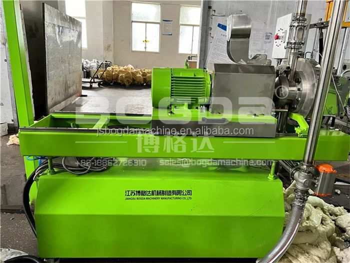 Soft PVC compounds underwater pelletizing line