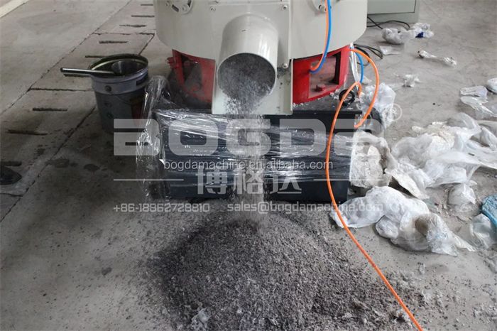 PP Meltblown Nonwovens Fabric Leftover material Agglomerator Recycling Machine