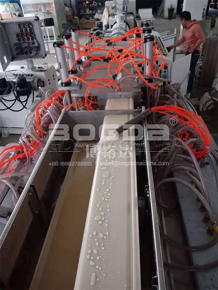 BOGDA Manufacture Plastic PVC Vinyl Sheet Piling Extrusion Mould