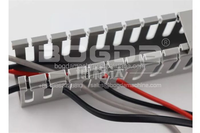 BOGDA PVC Profiles Cable Trunking Hydraulic Pressure Punching Machine