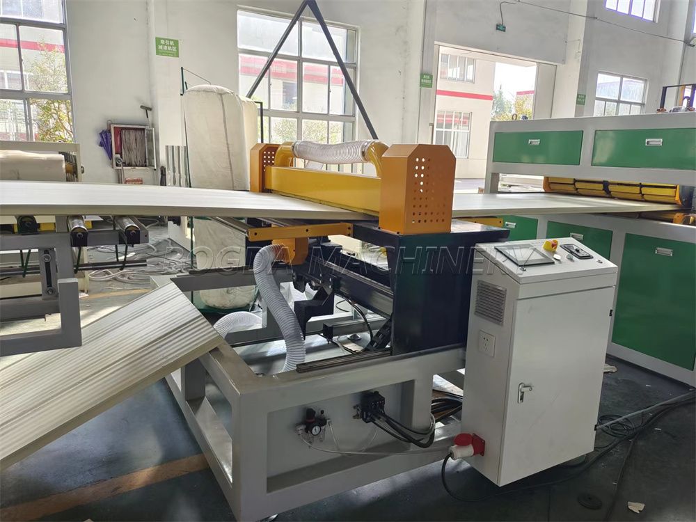 pvc wpc hollow door board extrusion line