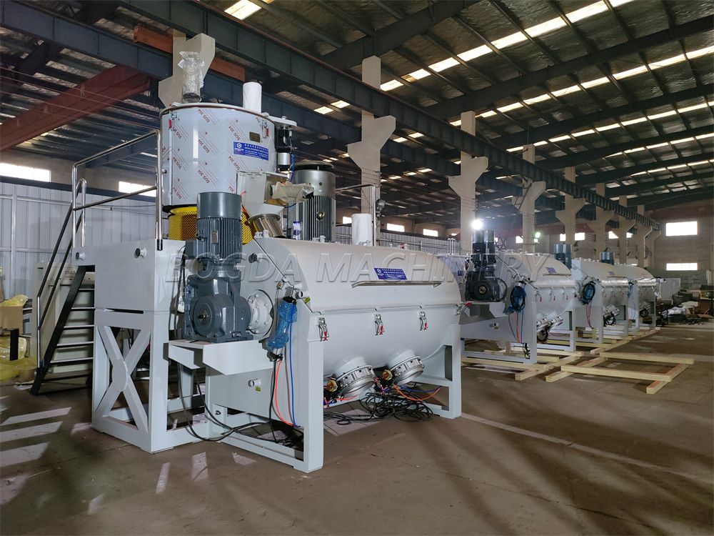 Horizontal High Speed PVC Automated Compounding Heating Cooling Mixing Machine With Free Dust Auto Screw Loader